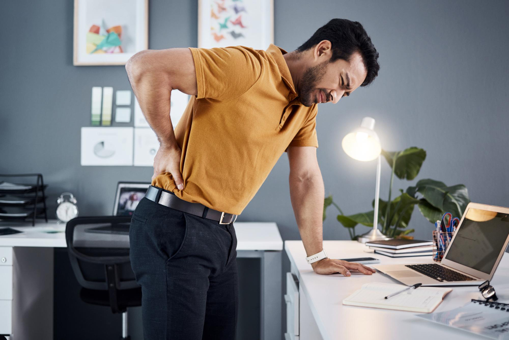 Back Pain Treated in East Lansing